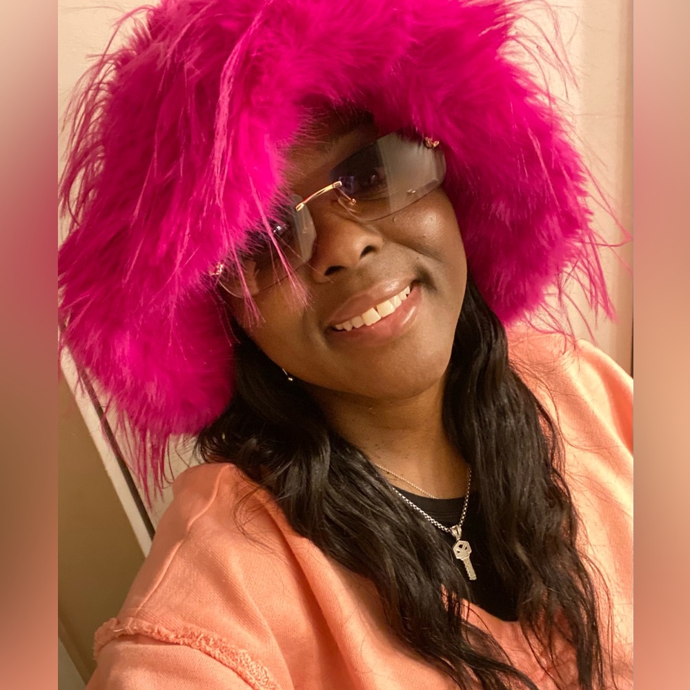😍🩷 Chic Pink Fluffy Ultra-Soft Faux Fur Winter Bucket Hat